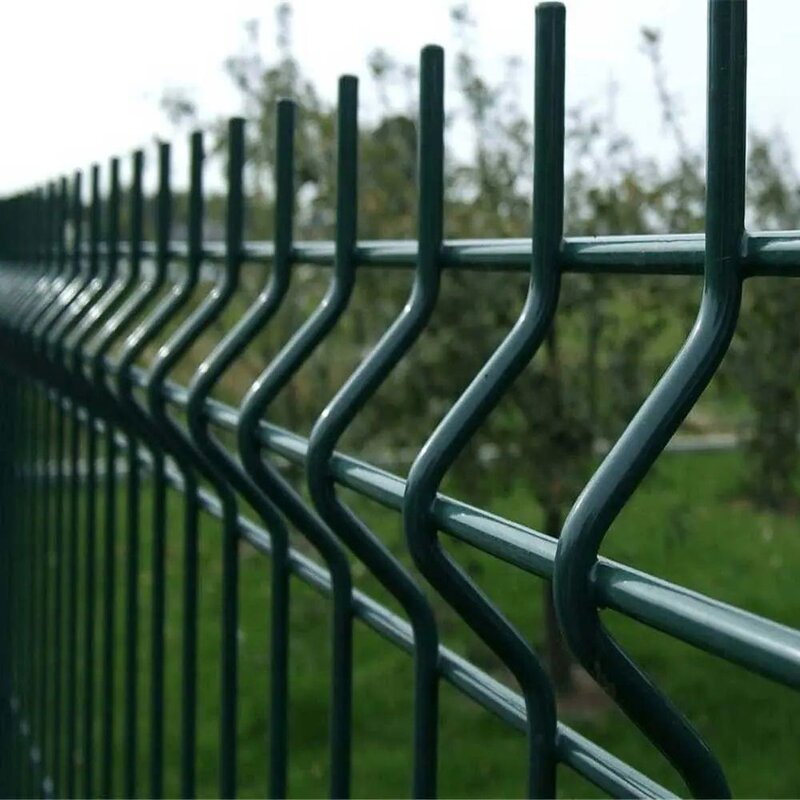 Construim garduri din beton armat cu zidarie de caramida sau bca